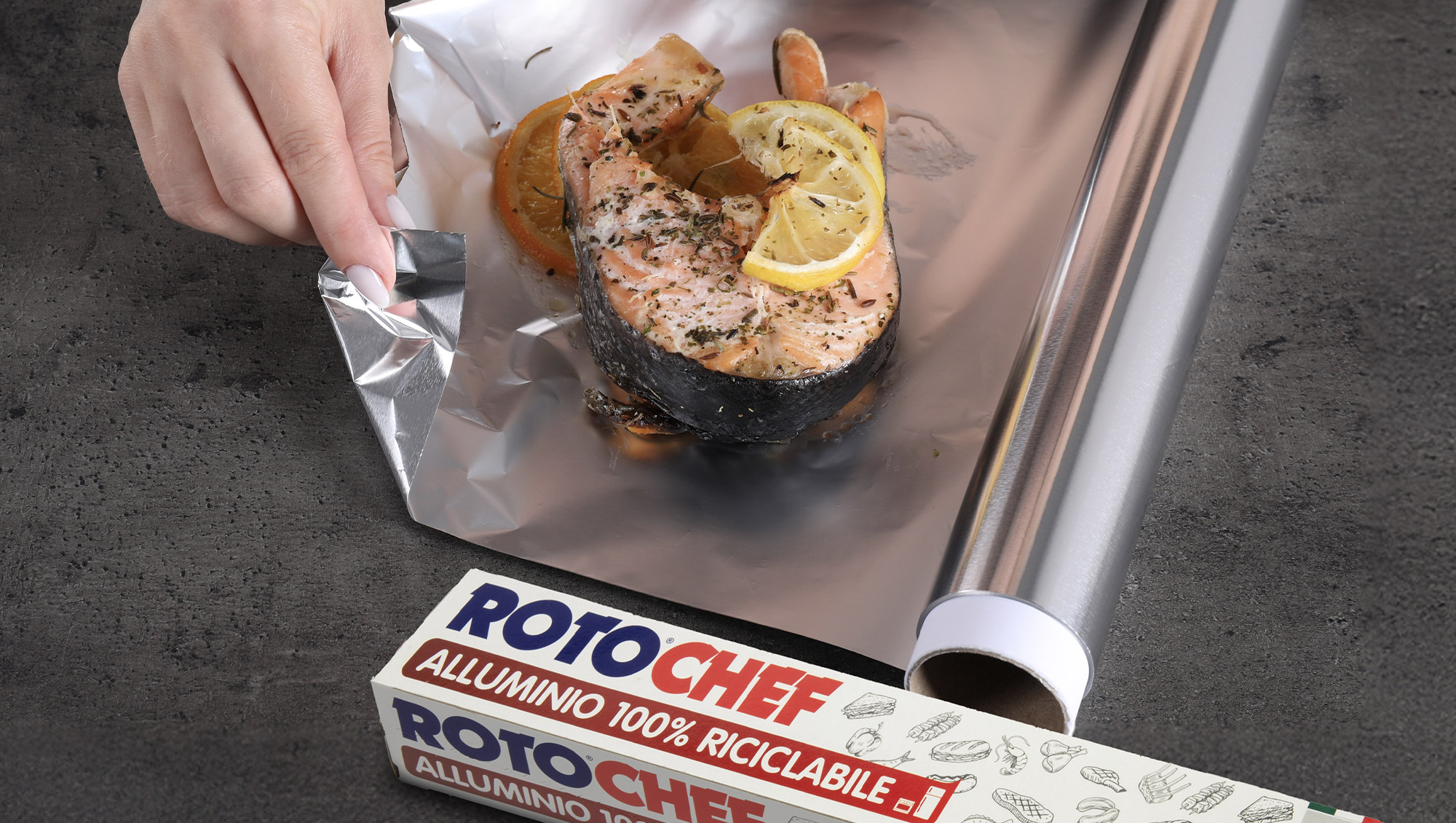 rotofresh-rotochef-alluminio_fresh-mackerel-prepared-oven-cooking-marinated-with-spices-salt-lemon-raw-fish-foil